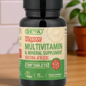 Упаковка Deva веганских мультивитаминов Tiny Tablets 90 таблеток